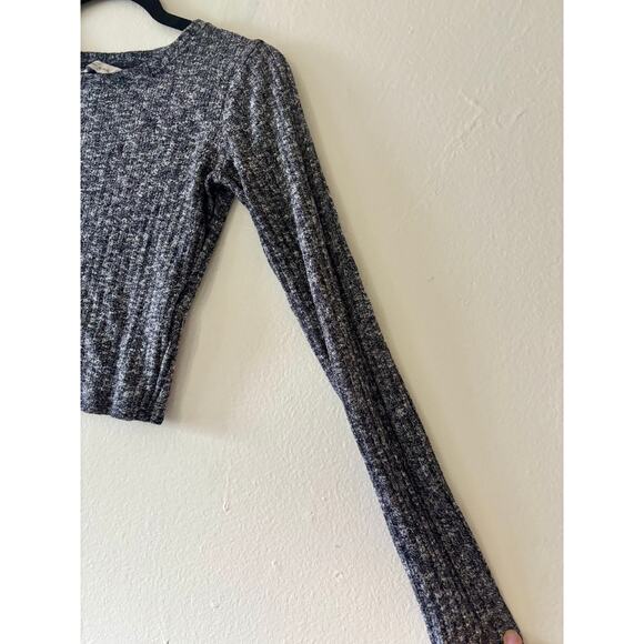 Abercrombie & Fitch Long Sleeve Crop Top Rib Knit Heather Gray Sweater Shirt - Picture 4 of 9